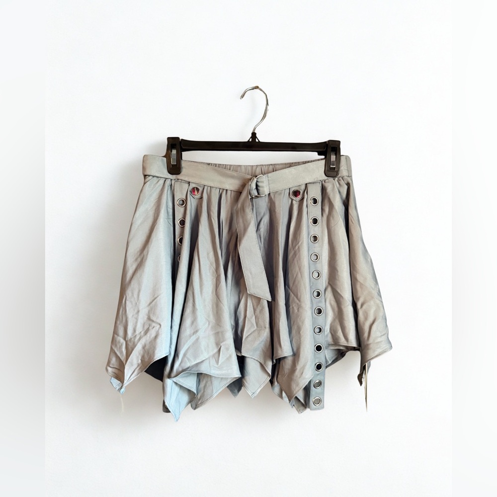 HALARA Light Gray Asymmetrical Handkerchief Hem Skirt with Eyelet Details